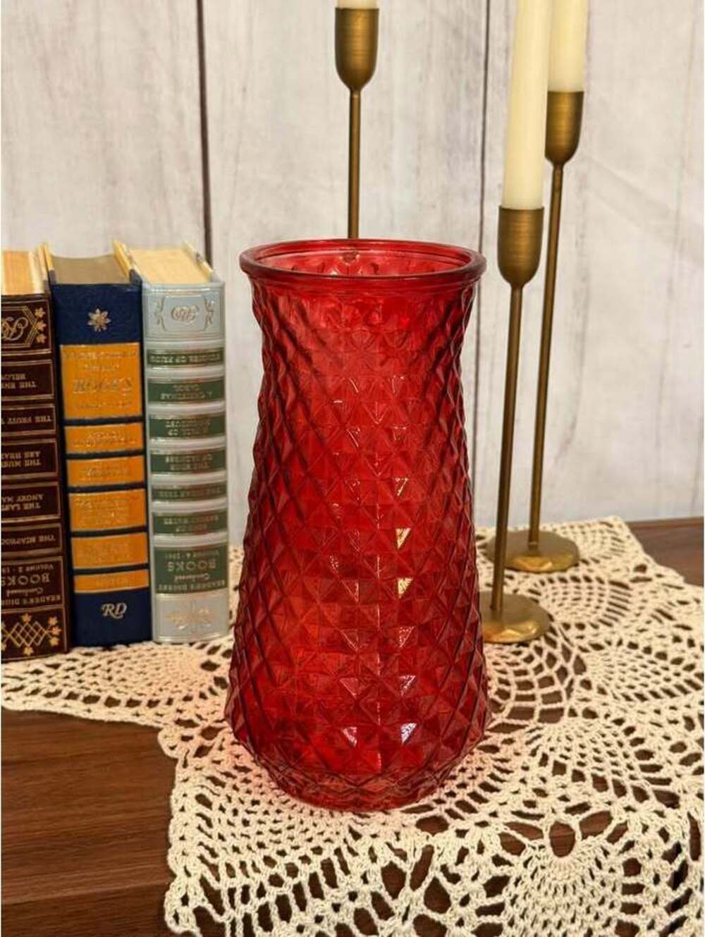 Paula DPS Red Glass Vase Diamond Pineapple Pattern 9” Textured